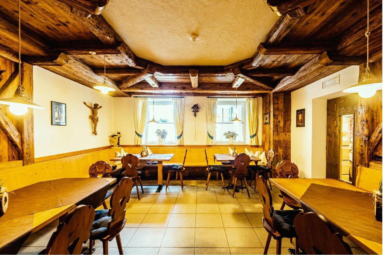 Gasthof Teiser Stern Funes  Extérieur photo
